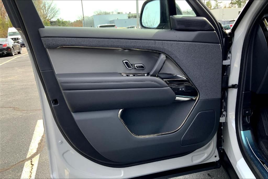 new 2025 Land Rover Range Rover Sport car, priced at $105,200