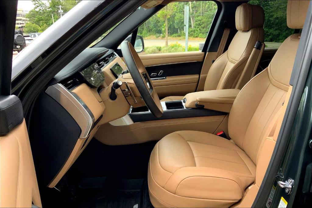 new 2025 Land Rover Range Rover car, priced at $135,985