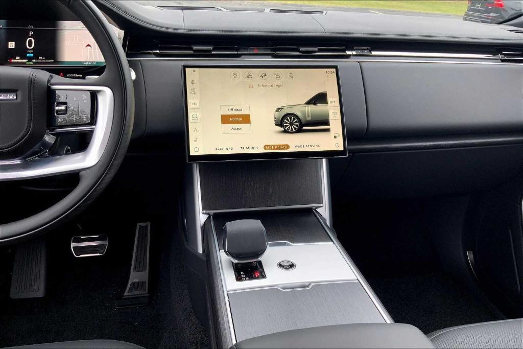 new 2025 Land Rover Range Rover car, priced at $132,670
