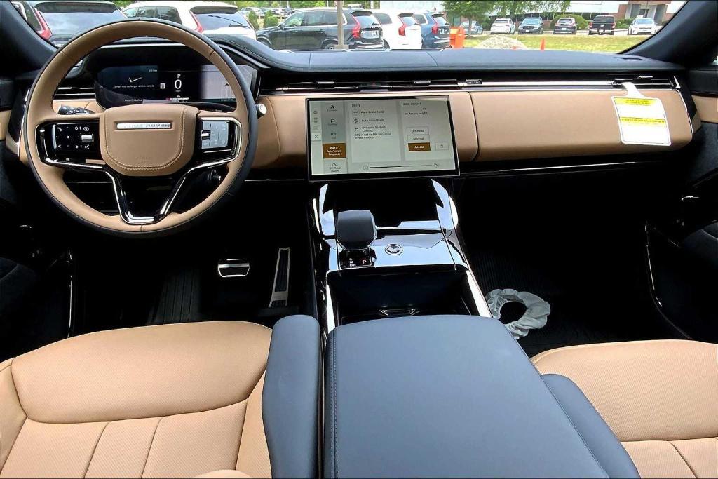 new 2025 Land Rover Range Rover Sport car, priced at $125,040