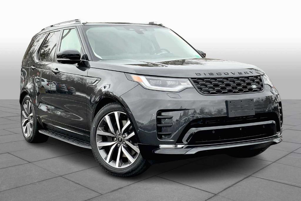 new 2025 Land Rover Discovery car, priced at $78,885