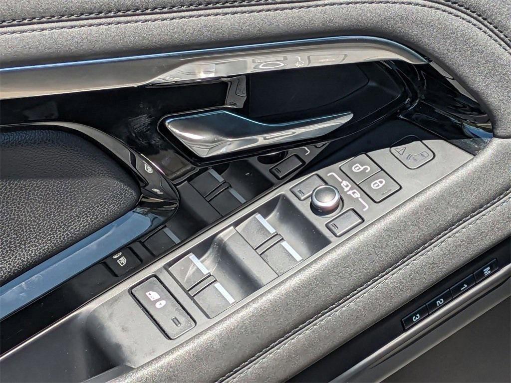 used 2020 Land Rover Range Rover Evoque car, priced at $19,250