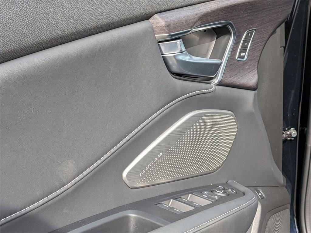 new 2025 Acura RDX car, priced at $53,800