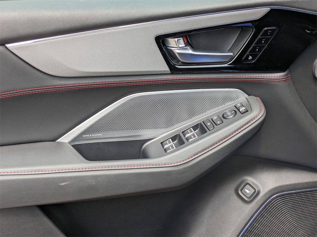 used 2025 Acura MDX car, priced at $51,295