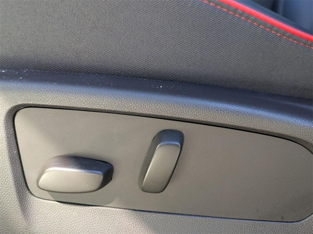 used 2023 Buick Envision car, priced at $28,195