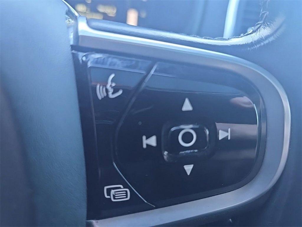 used 2018 Volvo XC90 car, priced at $15,895