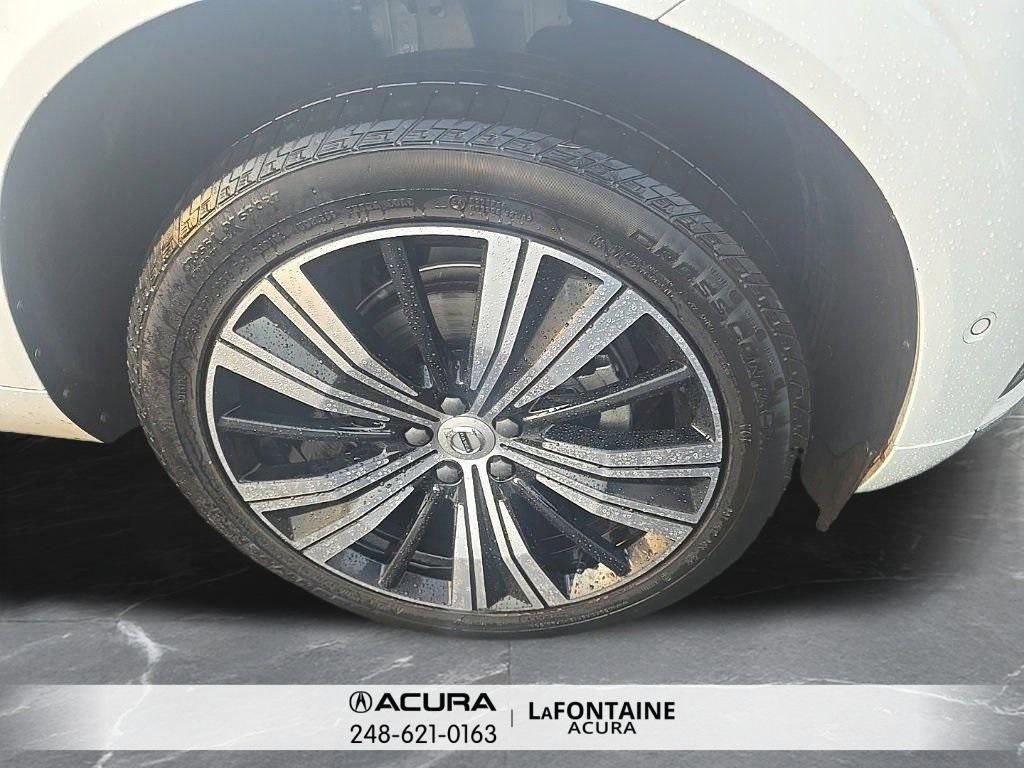 used 2022 Volvo XC60 car, priced at $33,095