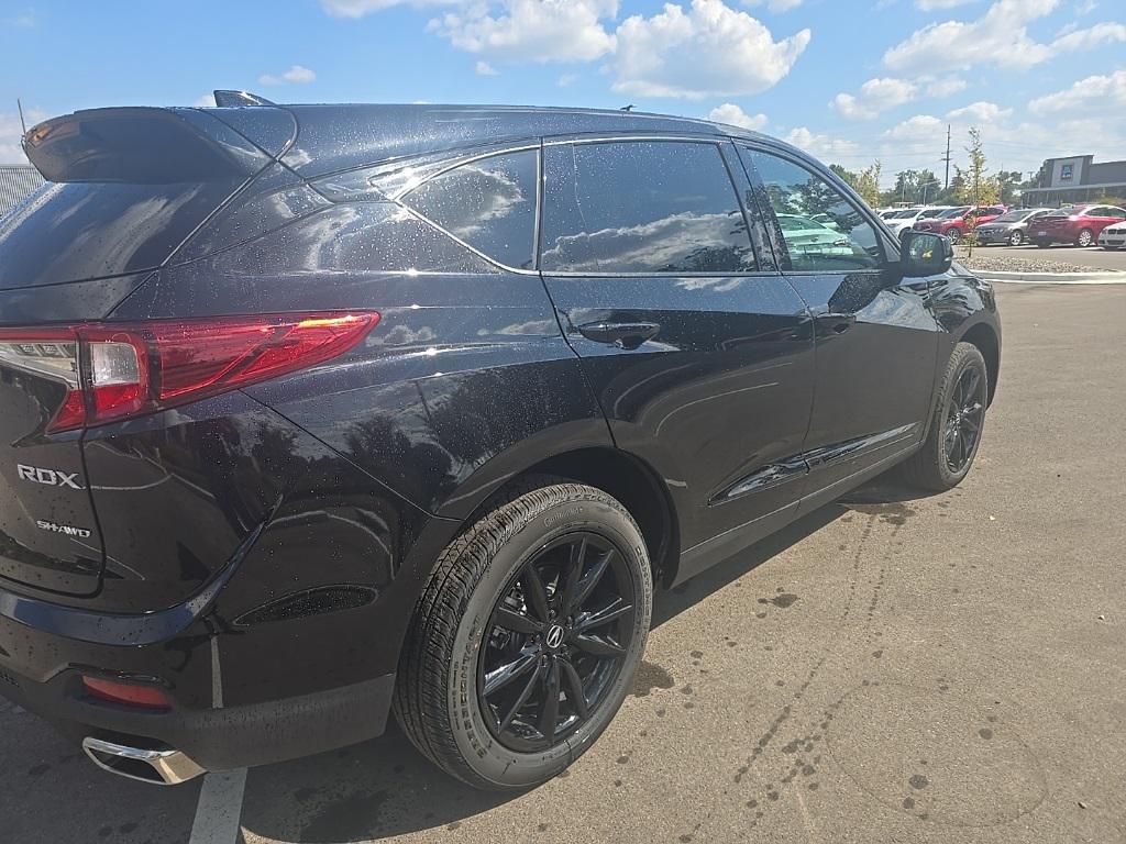 used 2025 Acura RDX car, priced at $39,995