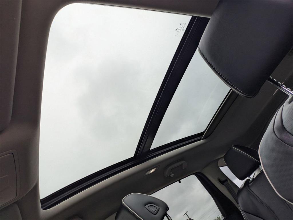 used 2023 Acura MDX car, priced at $37,895