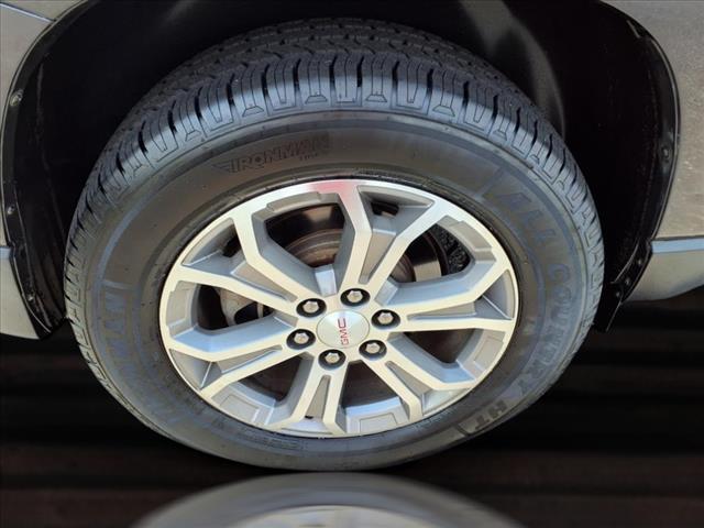 used 2015 GMC Acadia car, priced at $8,900