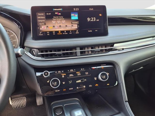 used 2024 INFINITI QX60 car, priced at $38,900