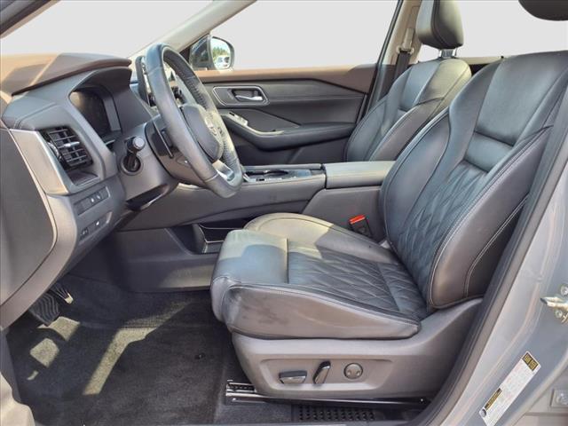 used 2022 Nissan Rogue car, priced at $29,900