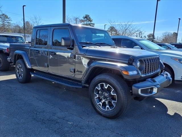 used 2024 Jeep Gladiator car, priced at $41,900