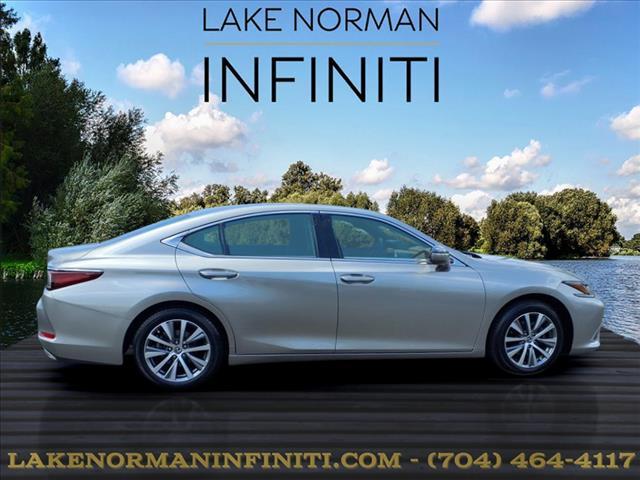 used 2020 Lexus ES 350 car, priced at $32,500