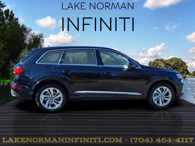 used 2021 Audi Q7 car, priced at $26,900