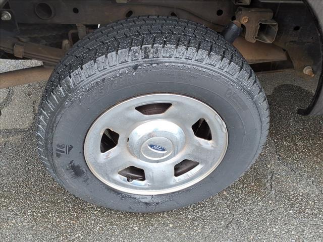 used 2005 Ford F-150 car, priced at $7,900