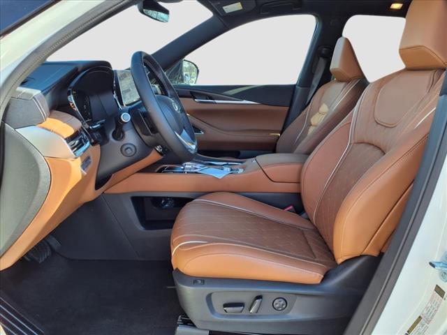 new 2025 INFINITI QX60 car, priced at $70,370