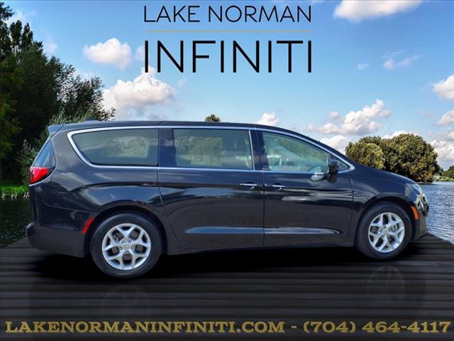 used 2018 Chrysler Pacifica car, priced at $16,900