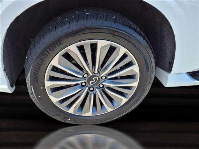 new 2025 INFINITI QX80 car, priced at $101,945