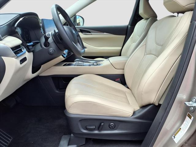 used 2024 INFINITI QX60 car, priced at $43,900