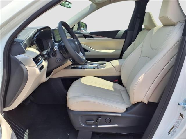 new 2025 INFINITI QX60 car, priced at $62,580