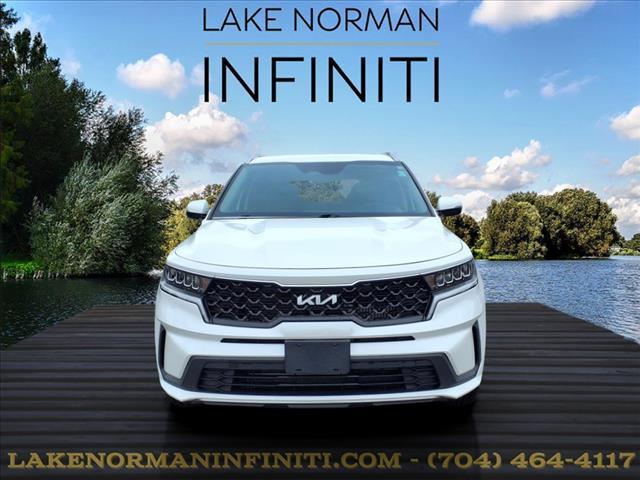 used 2022 Kia Sorento Hybrid car, priced at $28,500