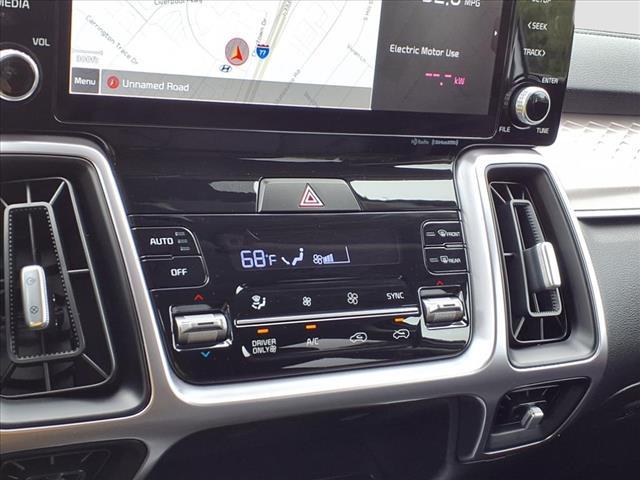 used 2022 Kia Sorento Hybrid car, priced at $28,500