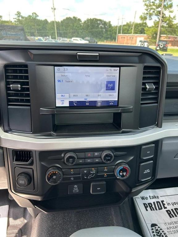 new 2025 Ford F-250 car, priced at $45,535