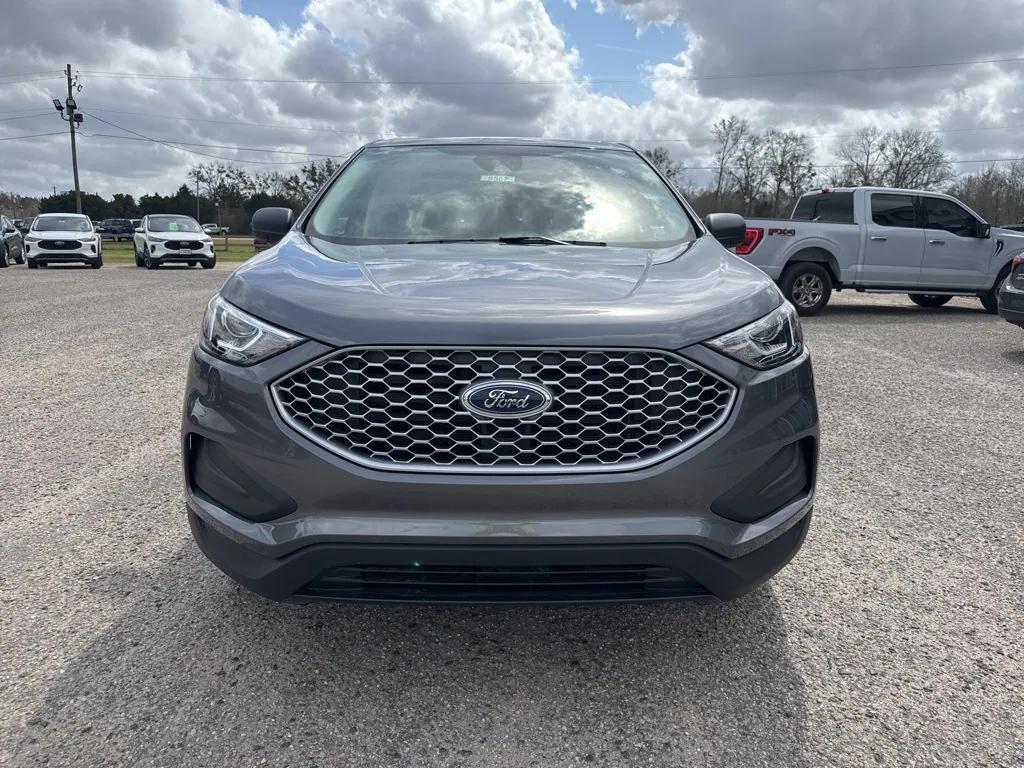 new 2024 Ford Edge car, priced at $40,060
