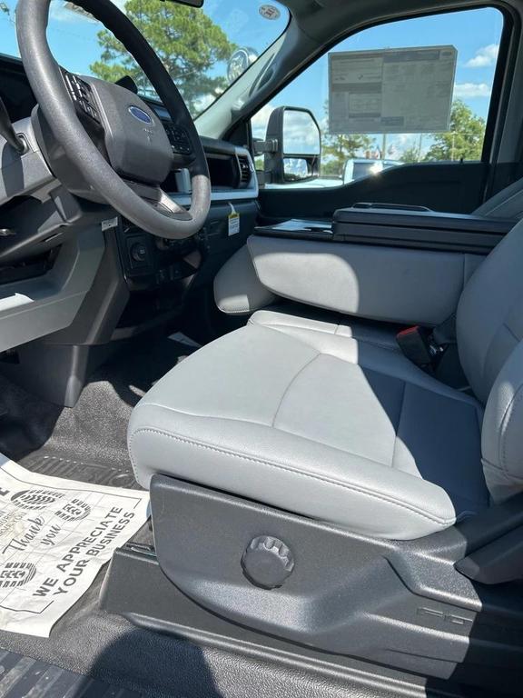 new 2025 Ford F-350 car, priced at $74,955