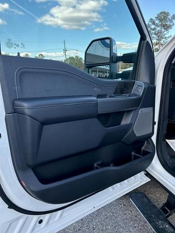 new 2025 Ford F-350 car, priced at $88,780