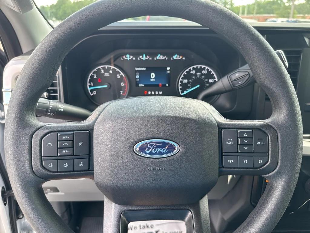 new 2025 Ford F-250 car, priced at $62,090