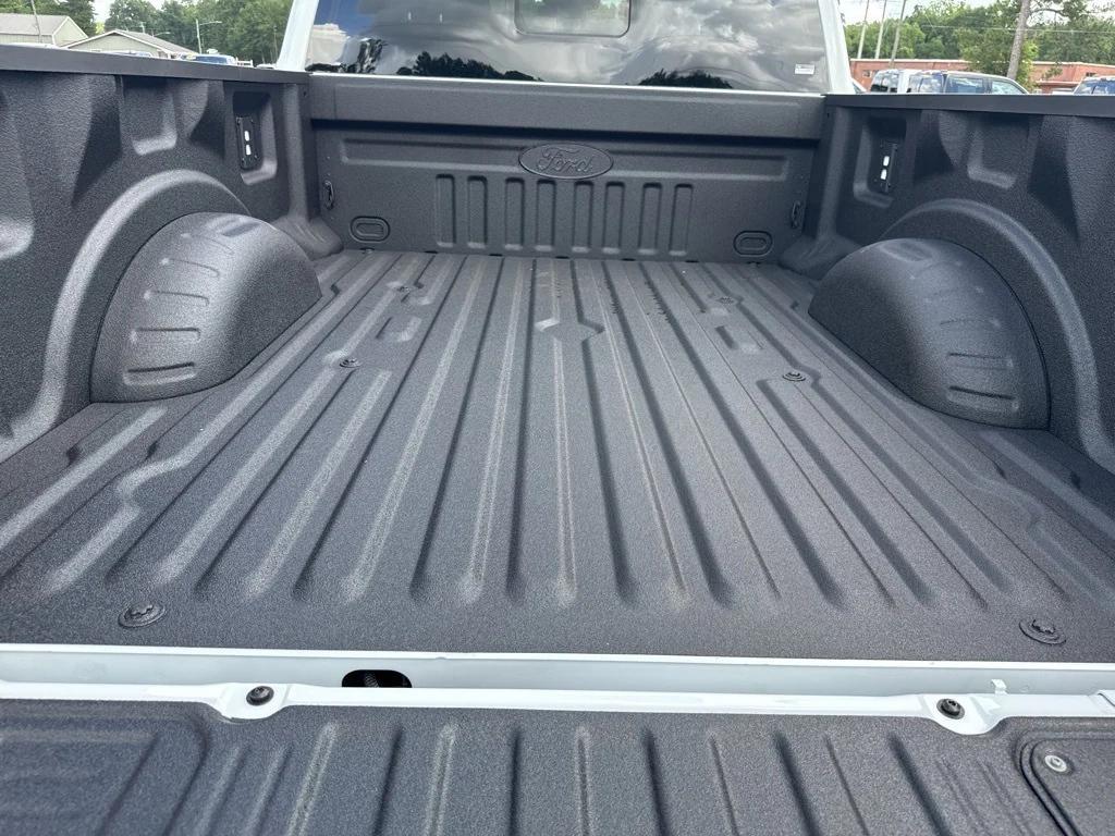 new 2025 Ford F-250 car, priced at $62,090