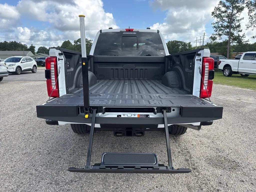 new 2025 Ford F-250 car, priced at $62,090