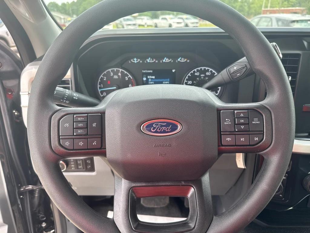 new 2025 Ford F-350 car, priced at $59,040