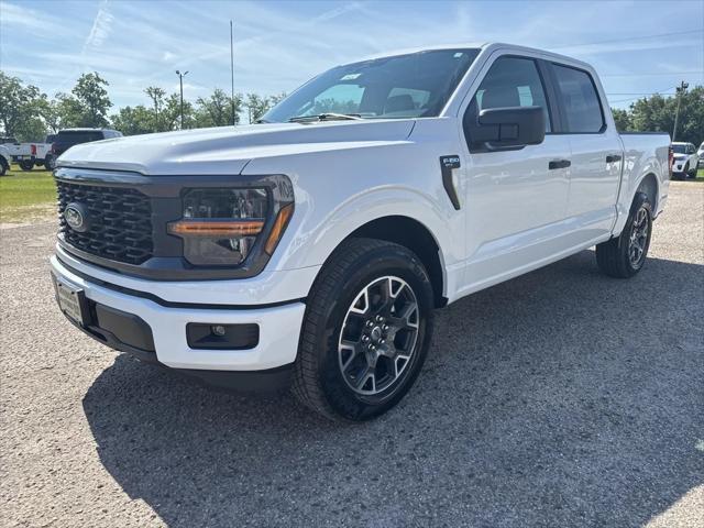 new 2025 Ford F-150 car, priced at $43,592