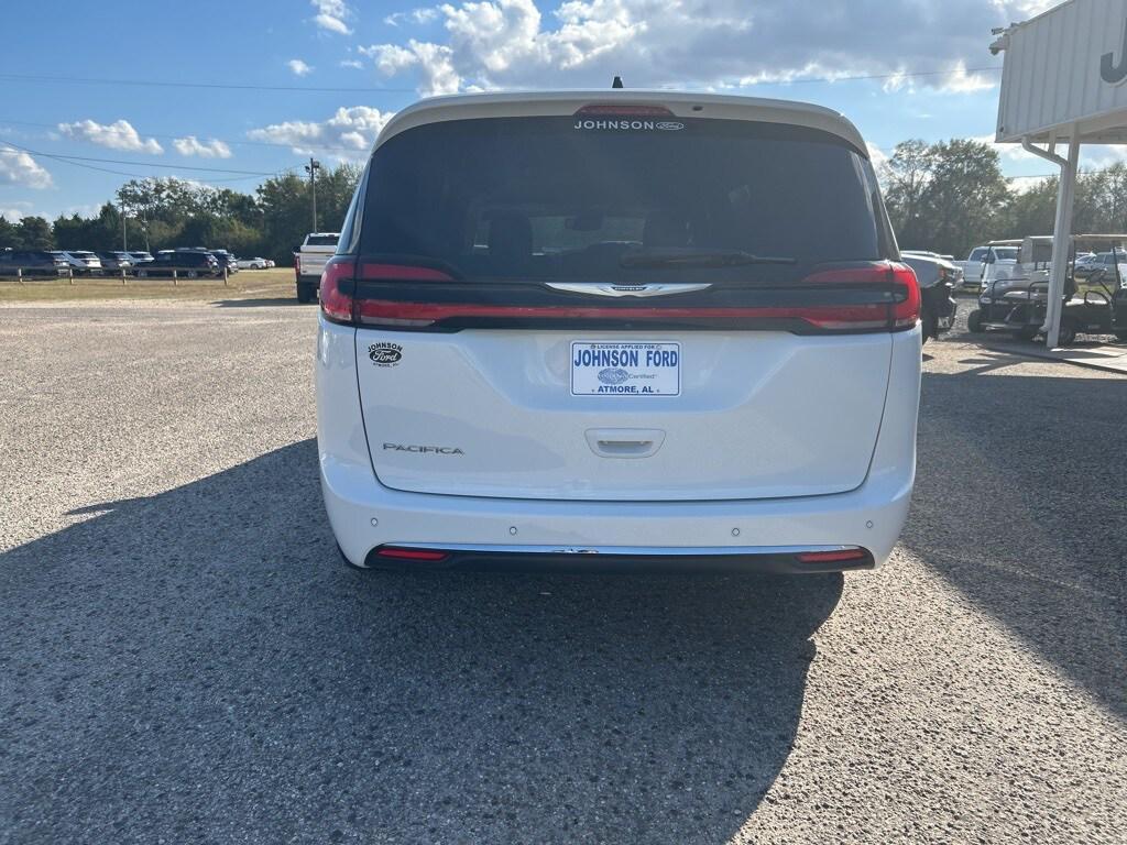 used 2023 Chrysler Pacifica car, priced at $24,725