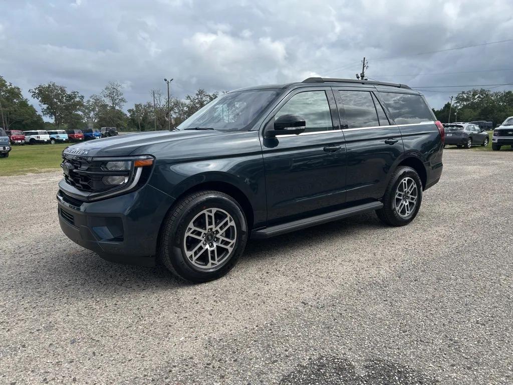 new 2025 Ford Expedition car, priced at $69,225