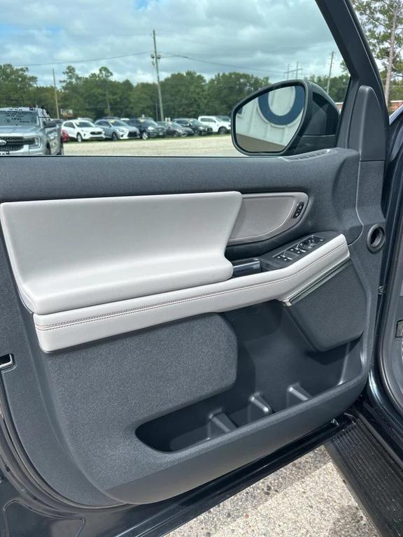 new 2025 Ford Expedition car, priced at $69,225