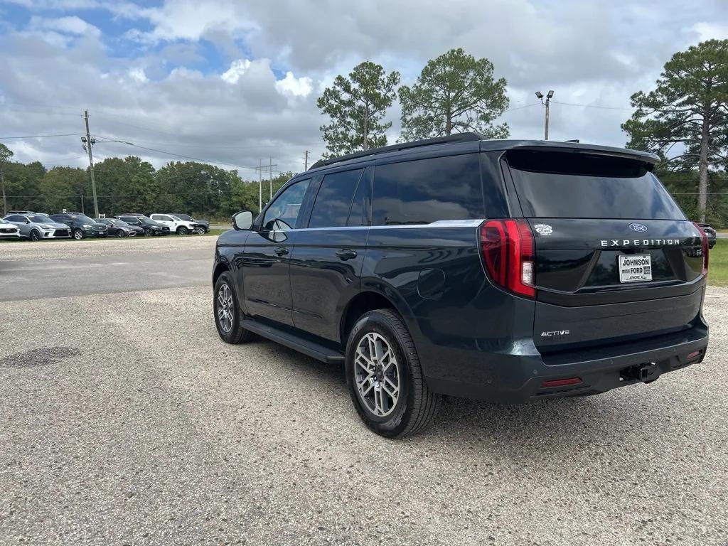 new 2025 Ford Expedition car, priced at $69,225