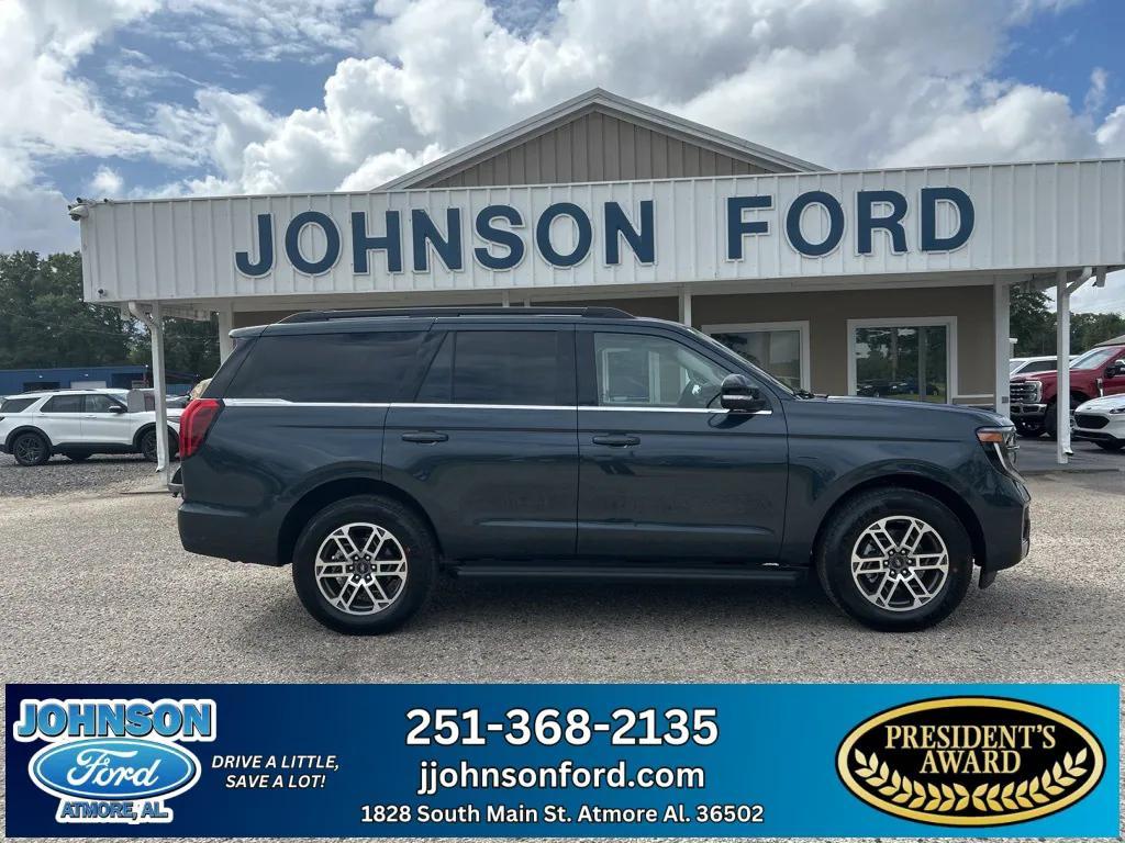 new 2025 Ford Expedition car, priced at $69,225