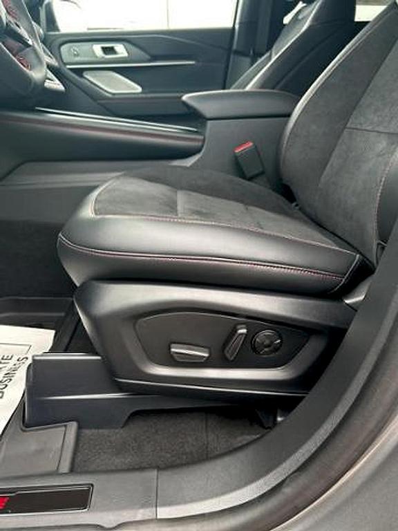 new 2025 Ford Explorer car, priced at $63,005