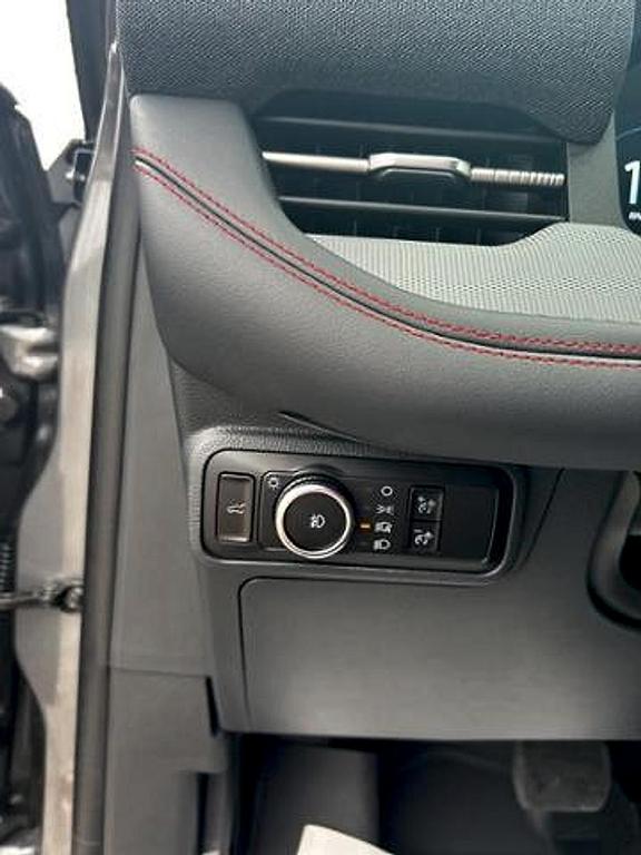 new 2025 Ford Explorer car, priced at $63,005