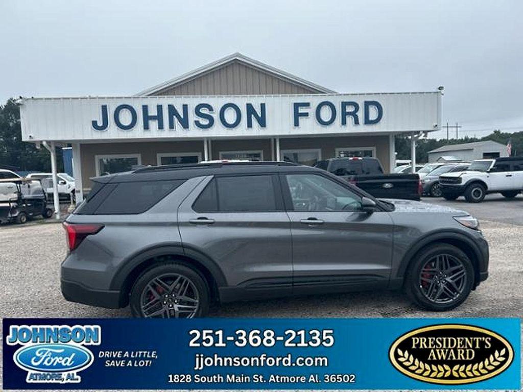 new 2025 Ford Explorer car, priced at $63,005