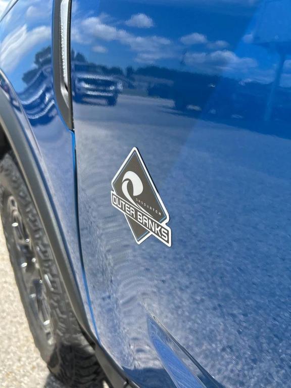 new 2025 Ford Bronco Sport car, priced at $43,665