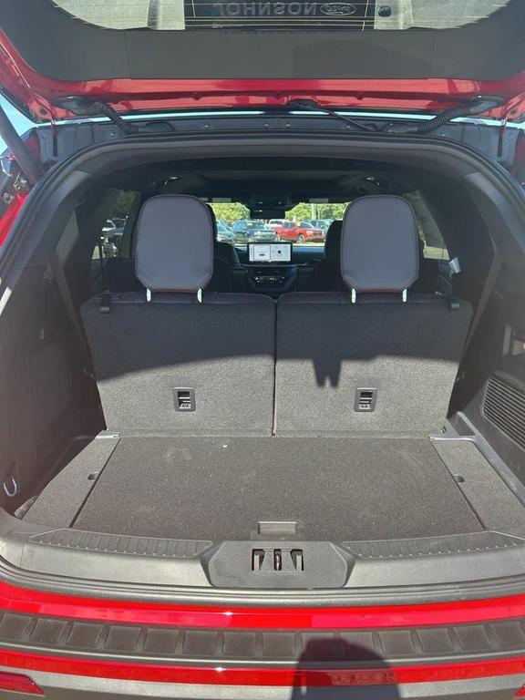 new 2025 Ford Explorer car, priced at $63,415