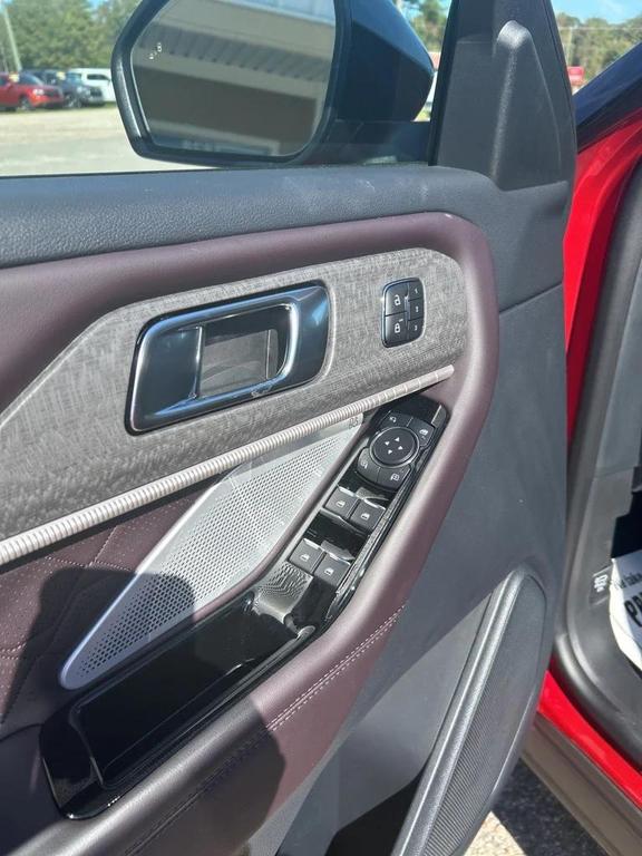 new 2025 Ford Explorer car, priced at $63,415