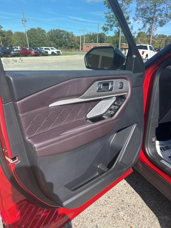 new 2025 Ford Explorer car, priced at $63,415