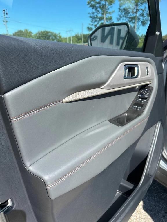 new 2025 Ford Explorer car, priced at $42,635