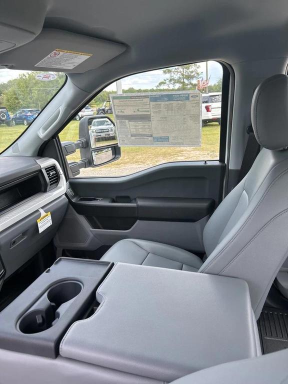new 2025 Ford F-250 car, priced at $65,415